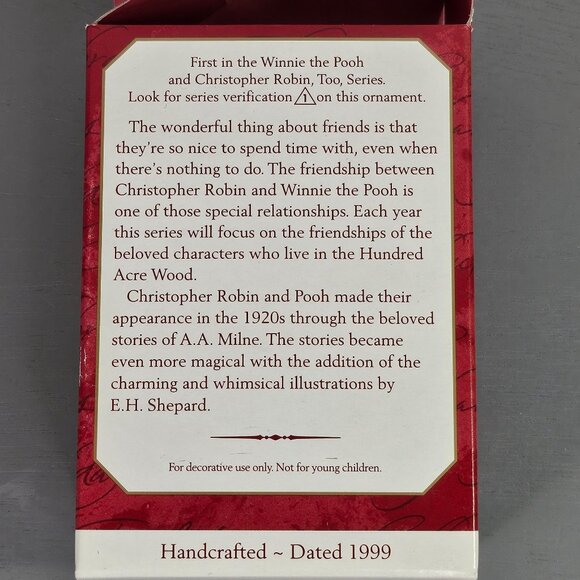 Hallmark Keepsake 1999 Ornament Playing with Pooh New with Box - Picture 3 of 3